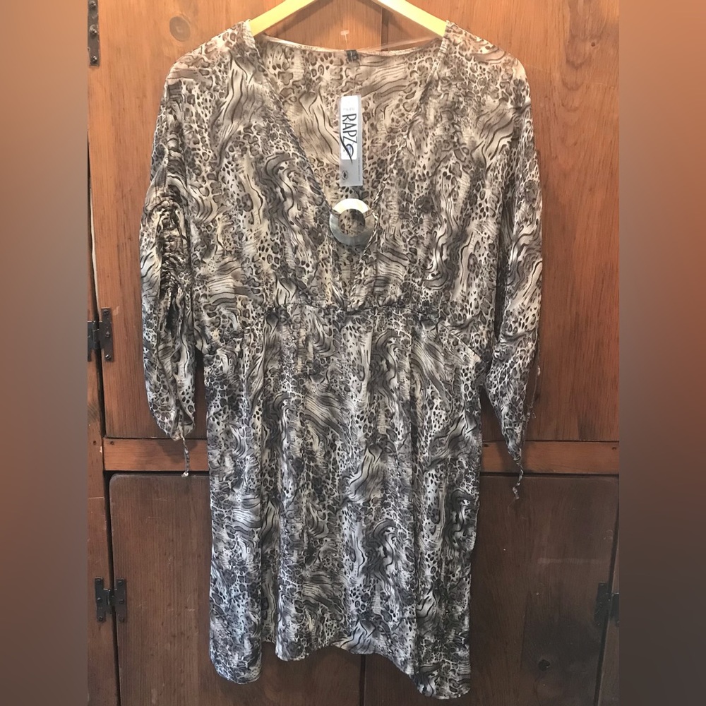 BNWT - RAPZ Beachwear Cover-Up - Size S/M